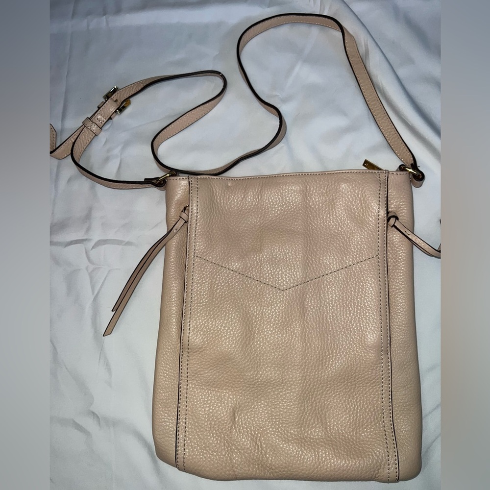 G.I.L.I. Crossbody Bag in Beige